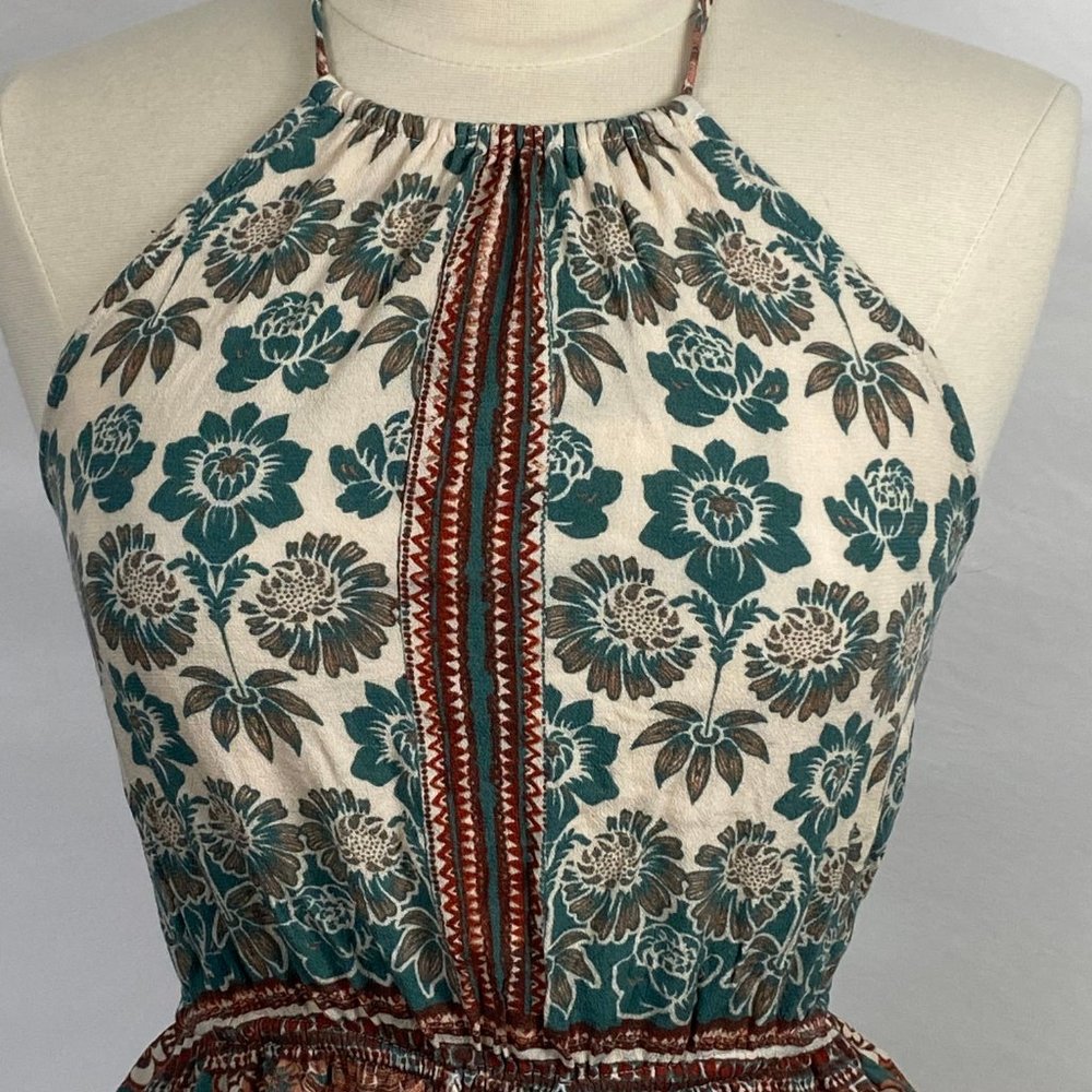 Kendall & Kylie Peplum Halter Top Size Medium - Picture 2 of 7